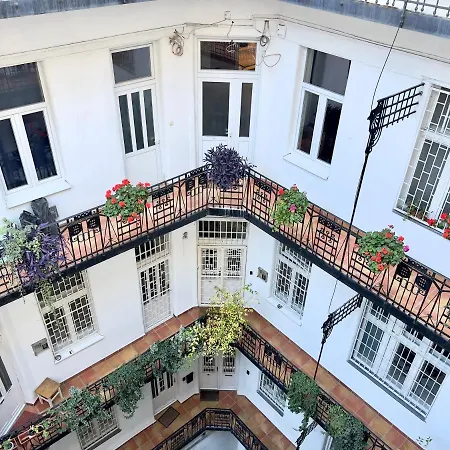 Newyorkcafe Apartment Budapest